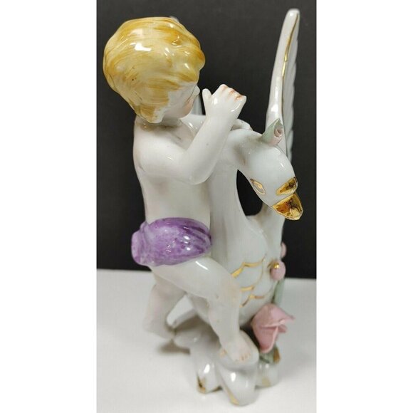 Vintage Ucagco Porcelain Cherub & Swan Figurine With Gold Accents Flower Vase - Picture 6 of 10